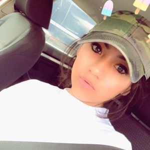 Meet your Posher, Vaneza